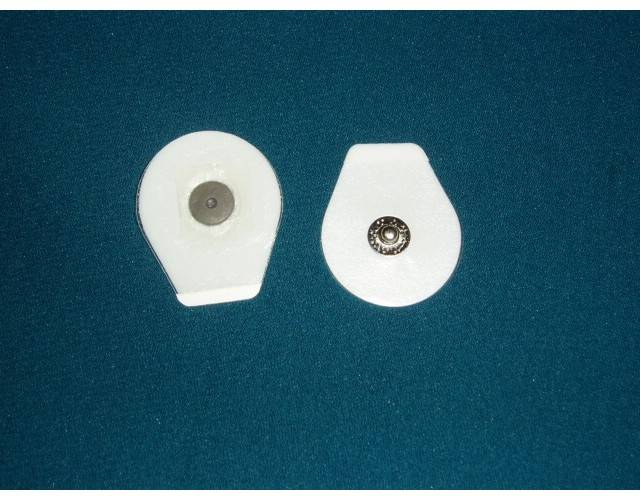 Elettrodi monouso ovali in foam pregellati con gel solido 32x36 mm (versione pediatrica)